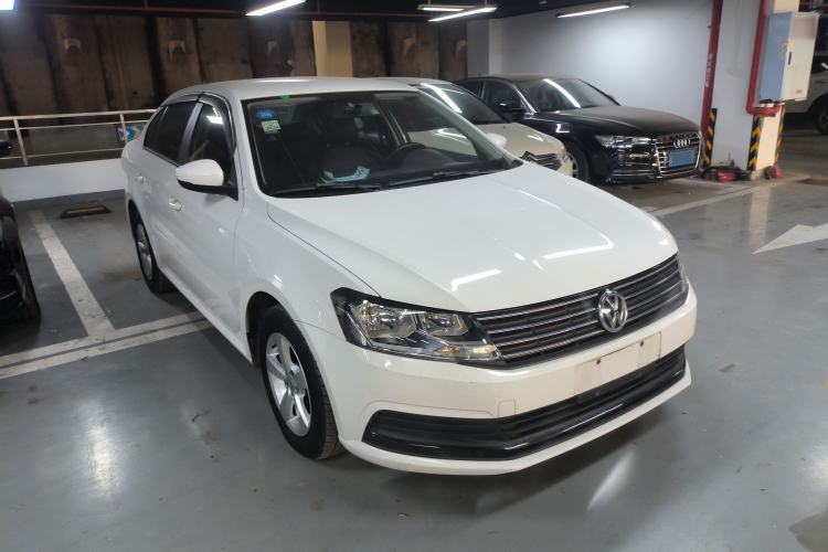 Used Volkswagen Lavida 2015 1.6L Manual Fashion Edition
