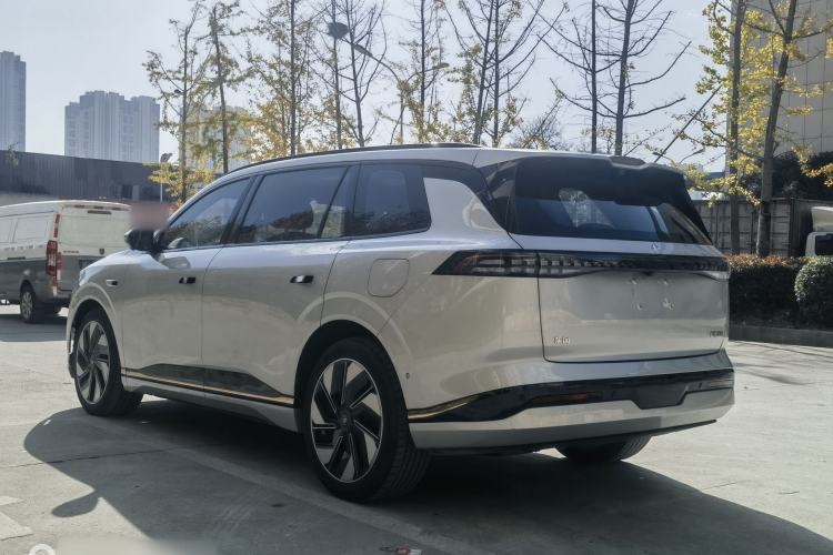 Used  eπ008 2024 210Max Range-Extended Version 6 Seats