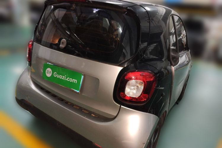 Used  fortwo 2018 1.0L 52kW Hardtop Passion Edition China V Standard
