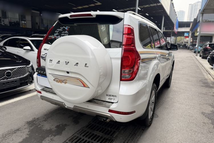 Used Haval H9 2017 2.0T Gasoline 4x4 Prestige Model 7 Seats
