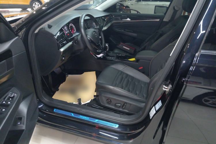 Used Volkswagen Passat 2020 330TSI Elite Edition China VI
