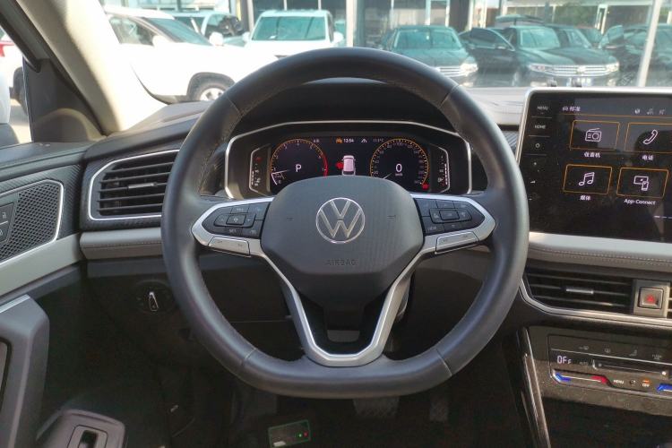 Used Volkswagen Tayron 2023 300TSI Two-Wheel-Drive Luxury Plus Advanced Edition
