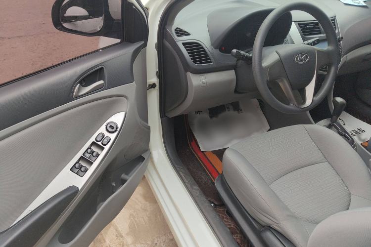 Used Hyundai Verna 2014 1.4L Automatic Smart GLS
