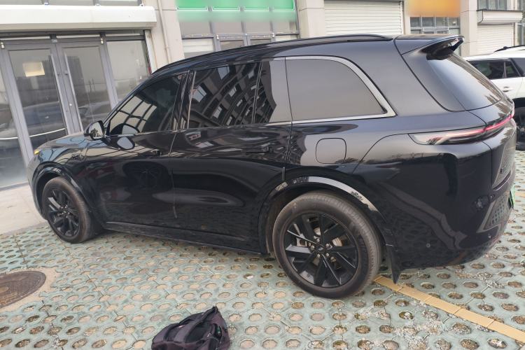 Used Li Auto L8 2023 Pro Model
