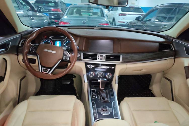 Used Haval H7 2016 Blue-Label H7 2.0T Automatic Elite Model

