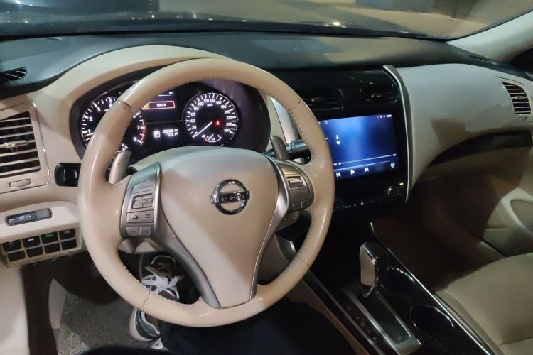 Used Nissan Teana 2014 Duke 2.5L XV Glory Edition