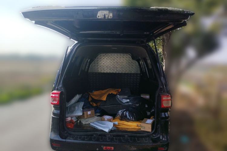 Used FORTHING Lingzhi 2023 V3 1.6L Base Model 2 Seats
