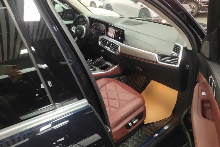 Used BMW X5 2022 Restyled xDrive 30Li M Sport Package
