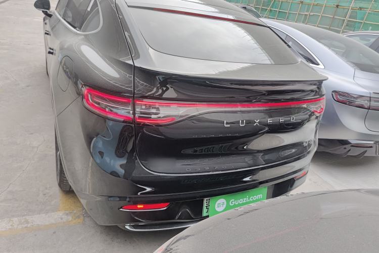 Used Hima Luxeed R7 2024 All-Electric 736 km Ultra