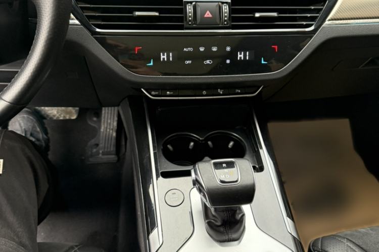 Used Hongqi HS5 2019 2.0T Smart Connect Flagship Edition
