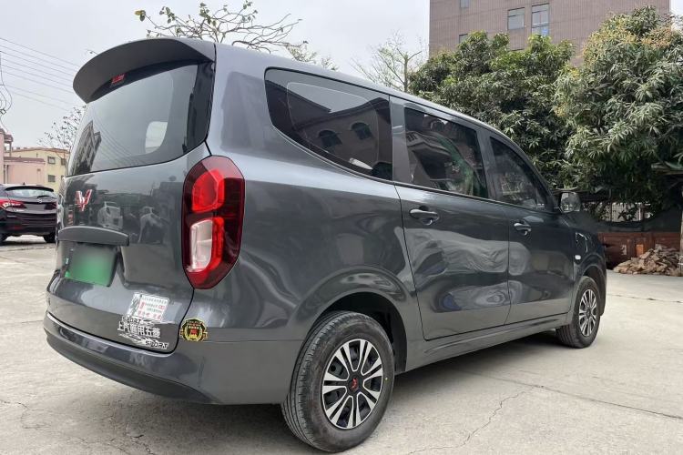 Used Wuling Hongguang New Energy 2024 All-Electric Model 300KM Standard Version
