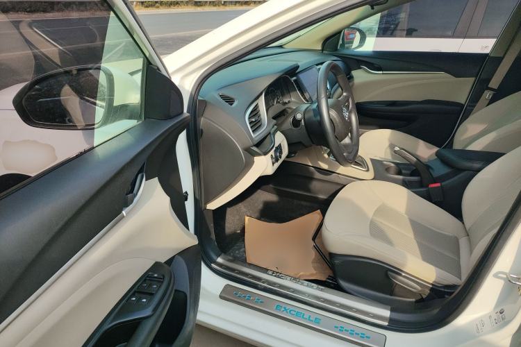 Used Buick GT 2018 15T Dual-Clutch Advanced Model China V Standard
