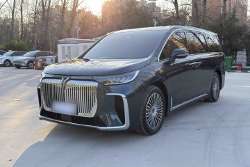 Used VOYAH Dream 2025 PHEV Four-Wheel Drive Prestige Kunpeng Edition