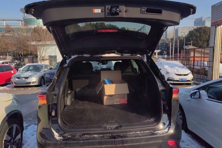 Used Toyota Crown Kluger 2022 2.0T Four-Wheel Drive Prestige Edition
