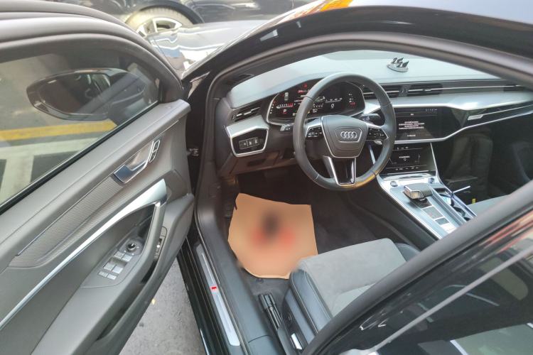 Used Audi A6L 2024 40 TFSI Luxury Dynamic Edition
