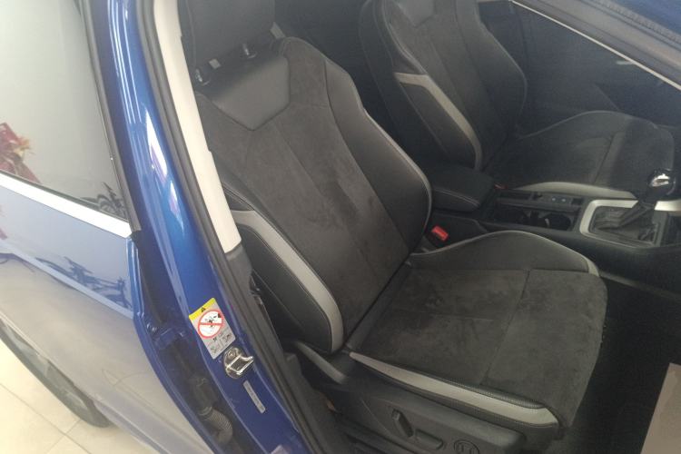 Used Audi Q3 2020 35 TFSI Fashion Dynamic Model
