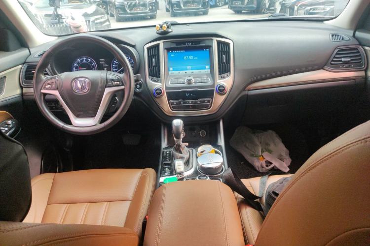 Used Changan CS95 2017 2.0T Two-Wheel Drive Zhitu Edition