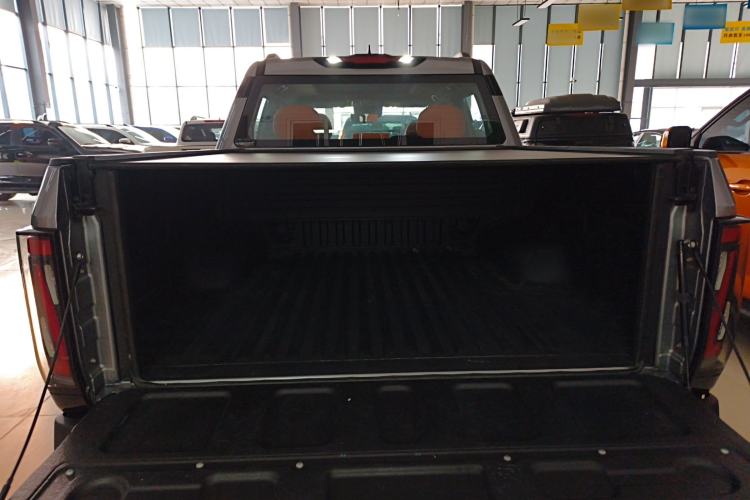 Used Dongfeng Zhengzhou Nissan Z9 2025 GT 2.0T Automatic Gasoline 4x4 First-Edition Smart Edition
