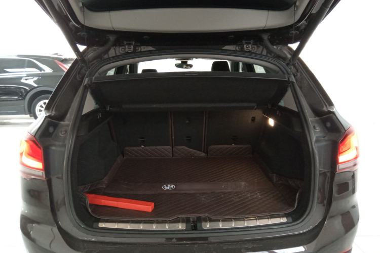 Used BMW X1 2020 sDrive25Li Leading Model
