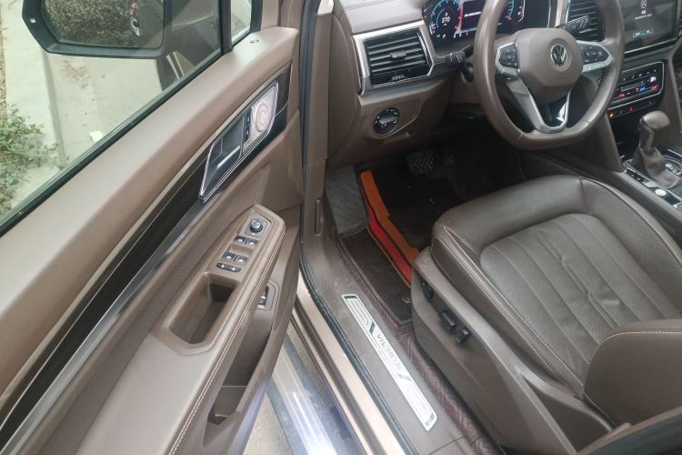 Used Volkswagen Viloran 2020 330TSI Luxury Edition