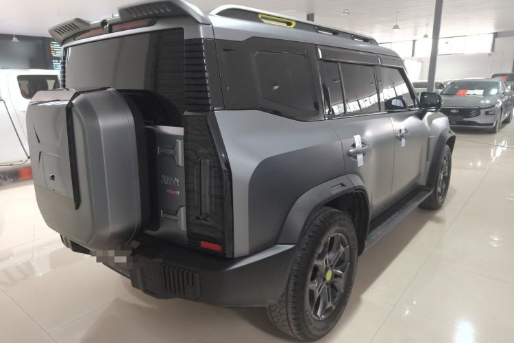 Used JETOUR Traveler 2023 2.0T All-Wheel Drive CrossPRO+