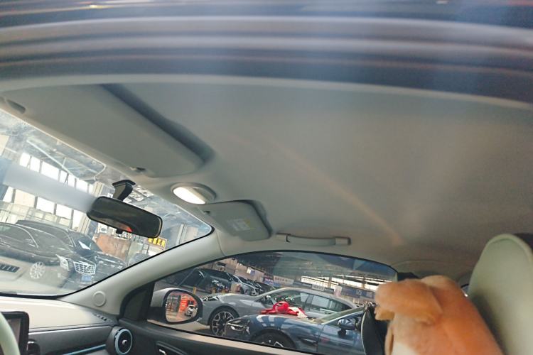 Used Chery Little Ant 2022 Sweet Pink Edition Half-Sugar Version Lithium Iron Phosphate 30 kW 301 km