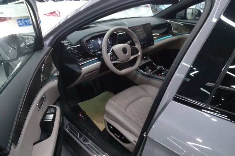 Used BYD Han 2025 DM-i Intelligent Driving Edition 125KM LiDAR Flagship Model
