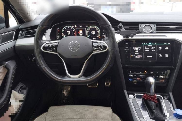 Used Volkswagen Magotan 2023 2 Million Units Commemorative Edition 330TSI DSG Luxury Version