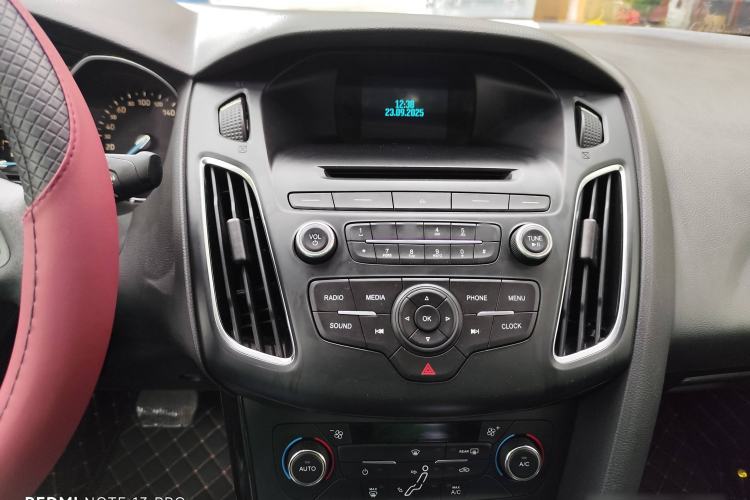 Used Ford Focus 2015 Sedan EcoBoost 125 Automatic Supreme Style Edition