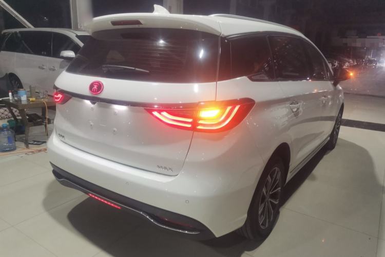 Used BYD Song MAX 2019 1.5T Automatic Smart Connect Ruiyi Sunroof Model 7 Seats China VI Standard
