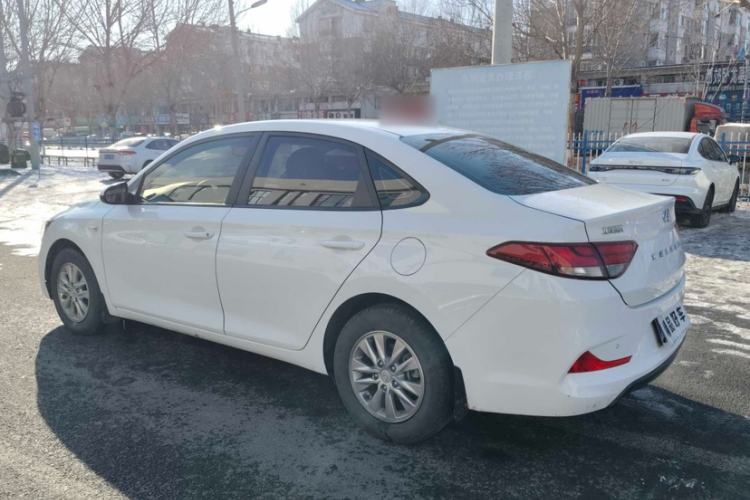 Used Hyundai Celesta 2020 1.6L Automatic GL Enjoyable Edition