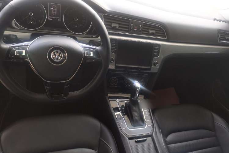 Used Volkswagen Lamando 2018 280TSI DSG Comfort Edition
