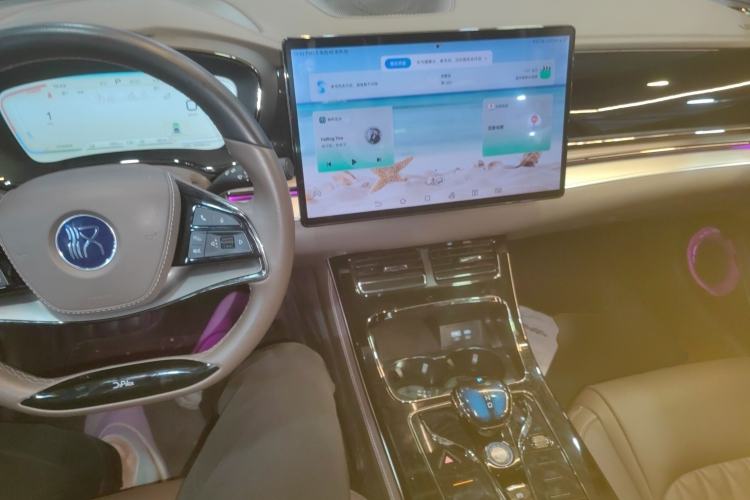 Used BYD Han 2022 DM-i 121KM Luxury Model
