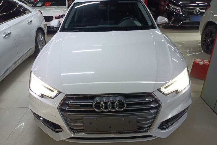 Used Audi A4L 2017 40 TFSI Fashion Model
