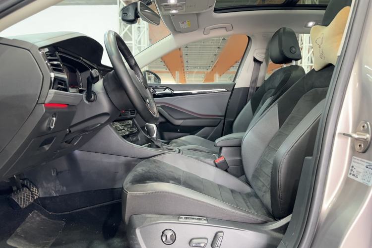 Used Volkswagen Sagitar 2021 280TSI DSG Luxury Smart Connectivity Edition
