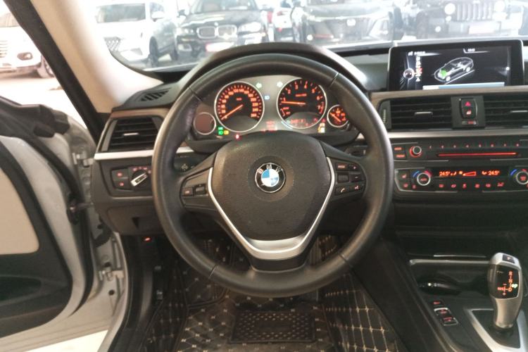 Used BMW 3 Series GT 2013 320i Sport Design Package
