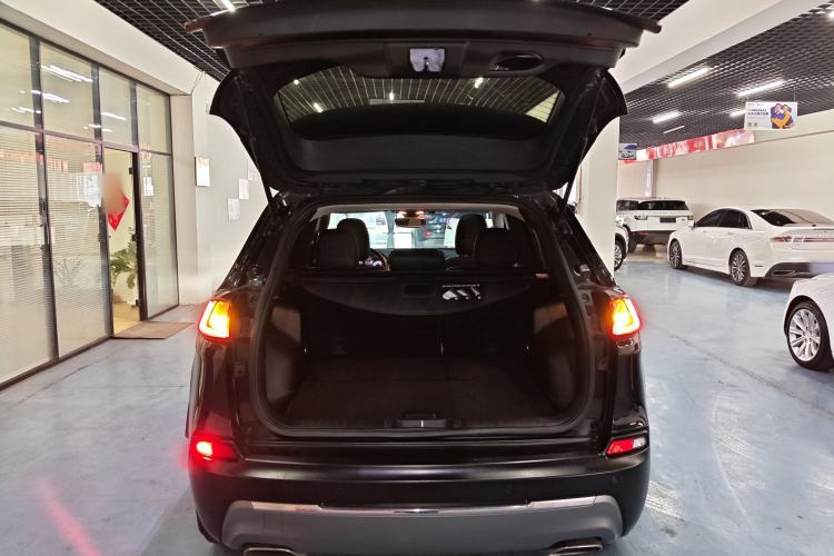 Used  Cherokee 2019 2.0T Two-Wheel Drive Smart Enjoyment Version China V
