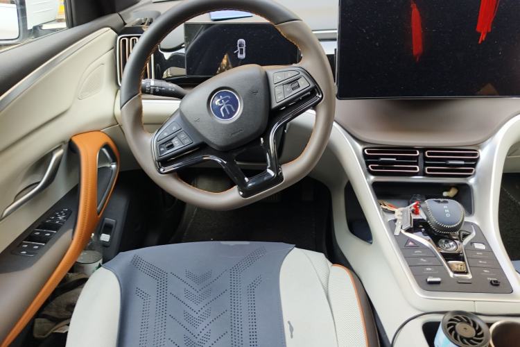 Used BYD Song Pro New Energy 2022 DM-i 110km Flagship Pro Model
