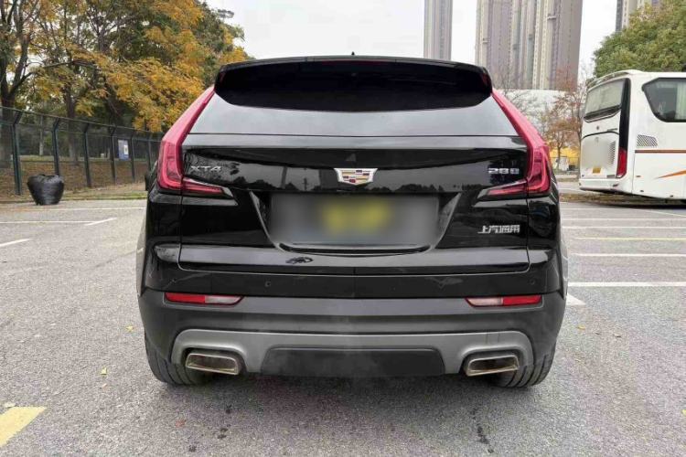 Used Cadillac XT4 2022 28T Two-Wheel-Drive Luxury Version