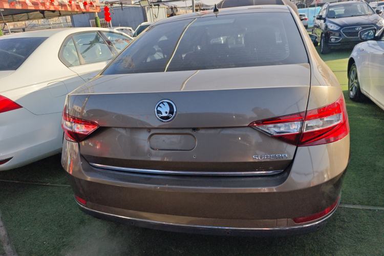 Used Skoda Superb 2016 TSI330 DSG Smart Drive Edition
