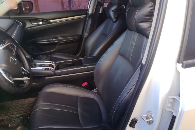 Used Honda Civic 2016 220TURBO CVT Prestige Edition
