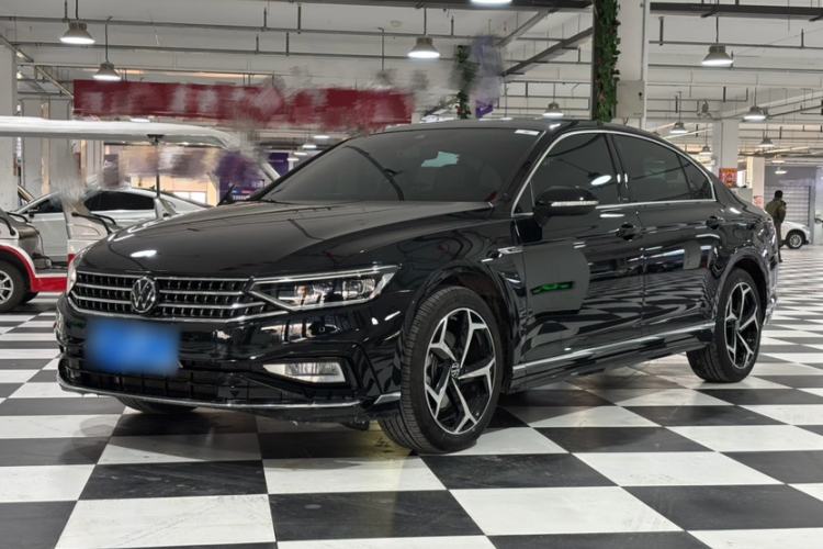 Used Volkswagen Magotan 2023 2 Million Units Commemorative Edition 330TSI DSG Luxury Version