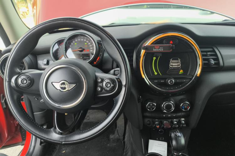 Used  MINI 2016 1.5T COOPER Five-Door Edition
