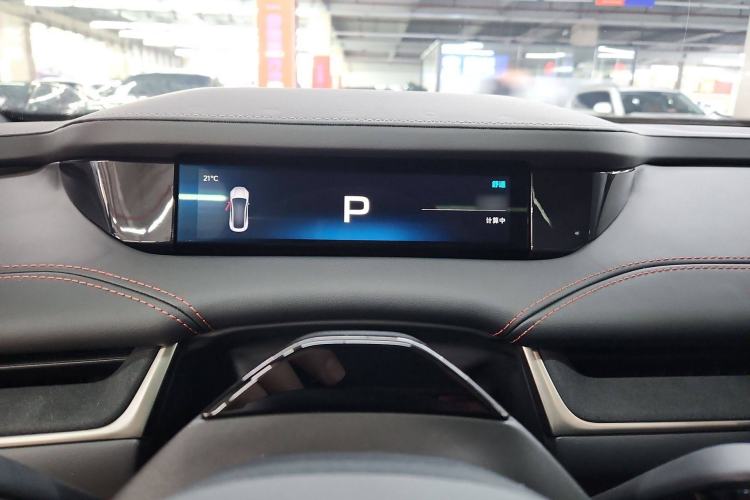 Used  SU7 2024 Rear-Drive Ultra-Long Range Advanced Pro-Level Intelligent Driving Version
