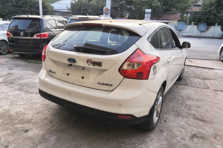 Used Ford Focus 2012 Hatchback 1.6L Automatic Fashion Edition
