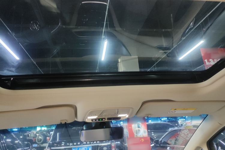 Used Buick GL8 2022 ES Landtrek 653T Luxury Edition
