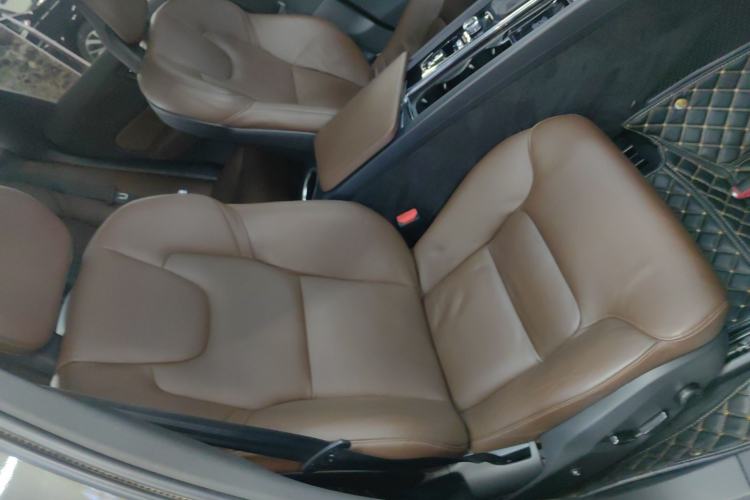 Used Volvo XC60 2018 T5 4x4 Zhiyi Edition
