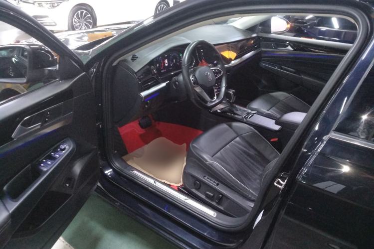 Used Volkswagen Passat 2022 330TSI Luxury Edition