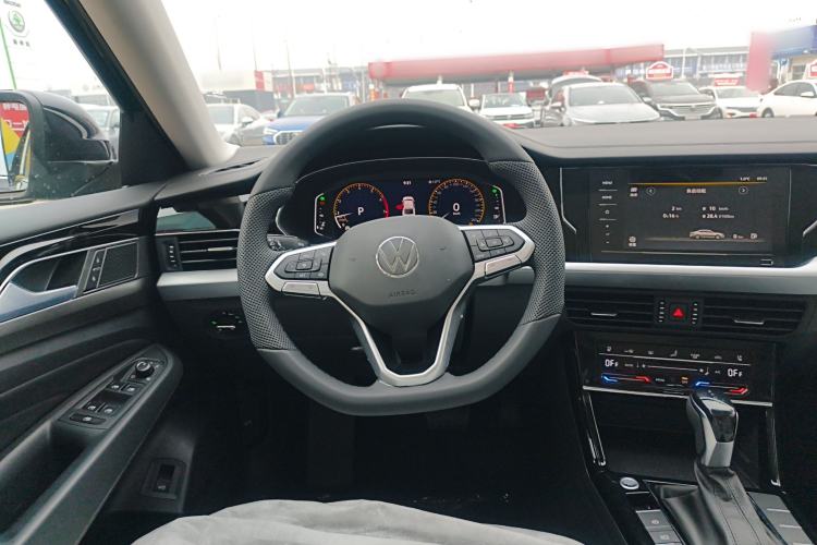 Used Volkswagen Passat 2025 Outstanding Model 380TSI Starry Dragon Edition
