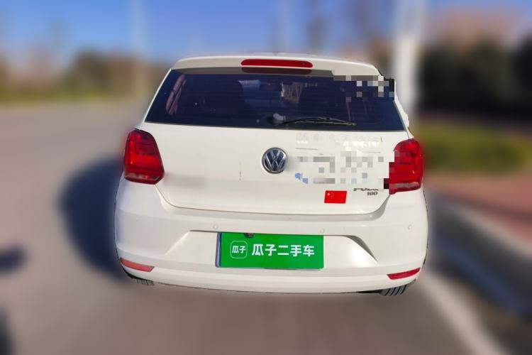 Used Volkswagen Polo 2016 1.6L Automatic Comfort Model
